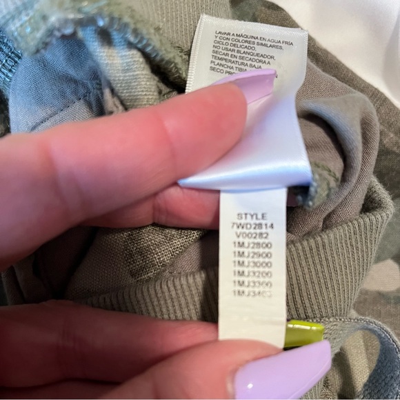 Lucky Brand Linen Blend Drawstring Waist Camo Joggers Size Small, Excellent! - Picture 5 of 6